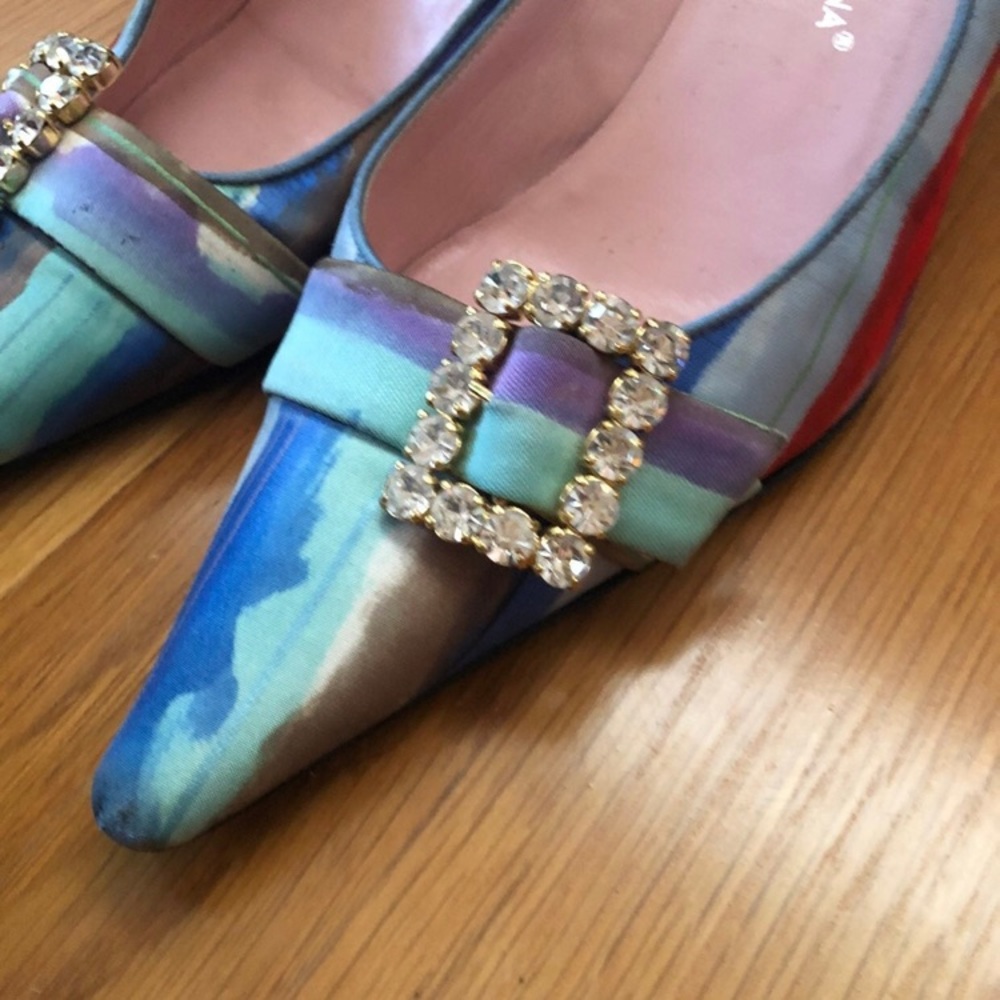 Dolce and Gabbana rhinestone buckle satin kitten heels - Picture 3 of 9